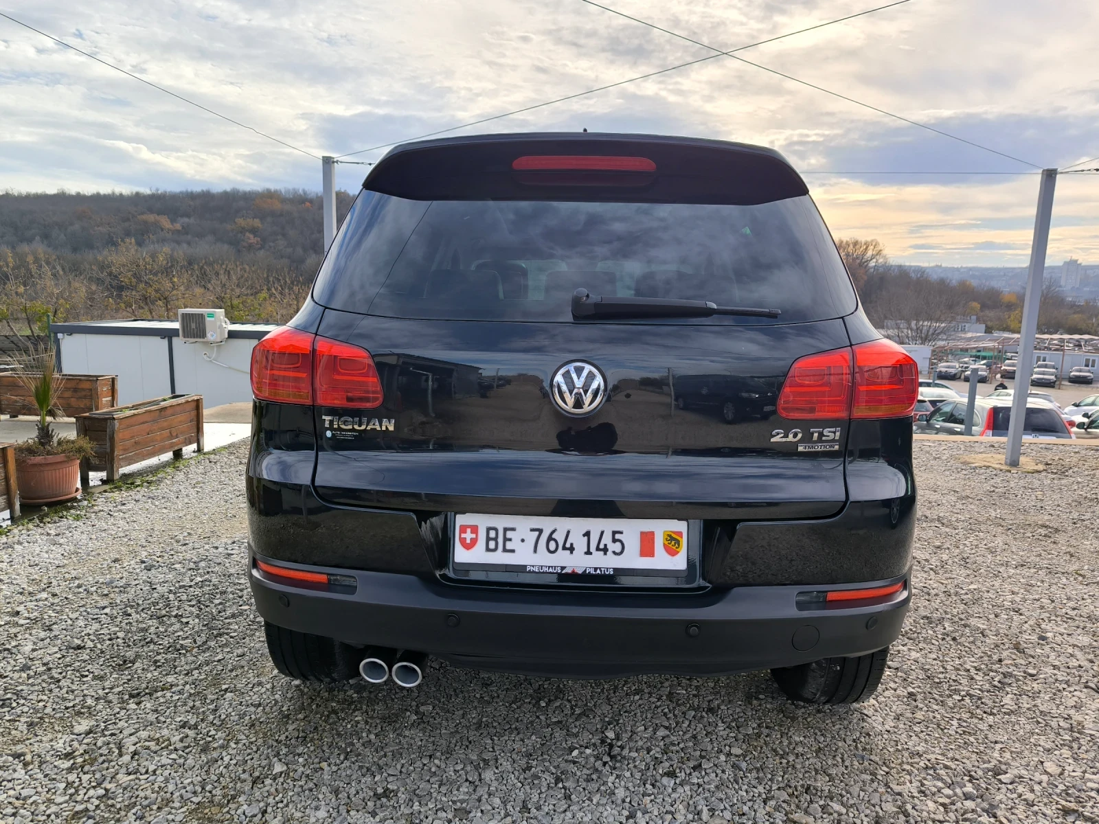 VW Tiguan 2.0i ЕКЗЕКУТИВ- ЛУКС ШВЕЙЦАРИЯ, снимка 5 - Автомобили и джипове - 54348316