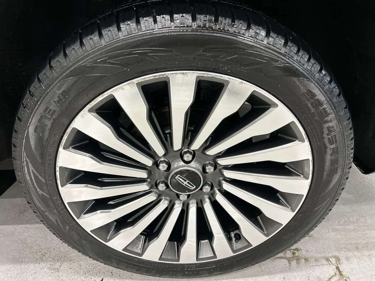 Lincoln Navigator Reserve * HEAD-UP| 7-PASS| 450HP| LEATHER| SUNROOF, снимка 15 - Автомобили и джипове - 54457010