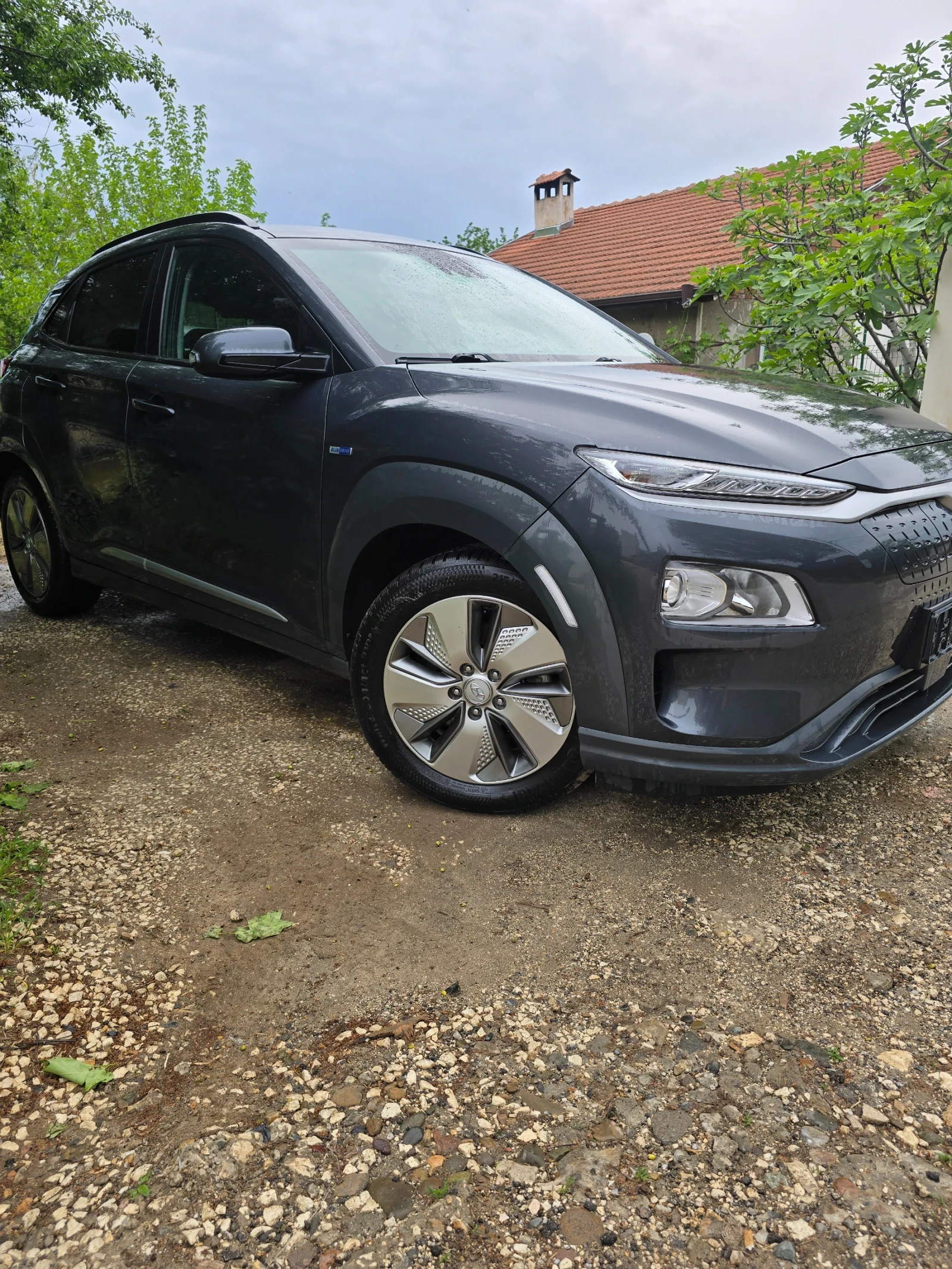 Hyundai Kona 64 kWh Fashion, снимка 2 - Автомобили и джипове - 55146714