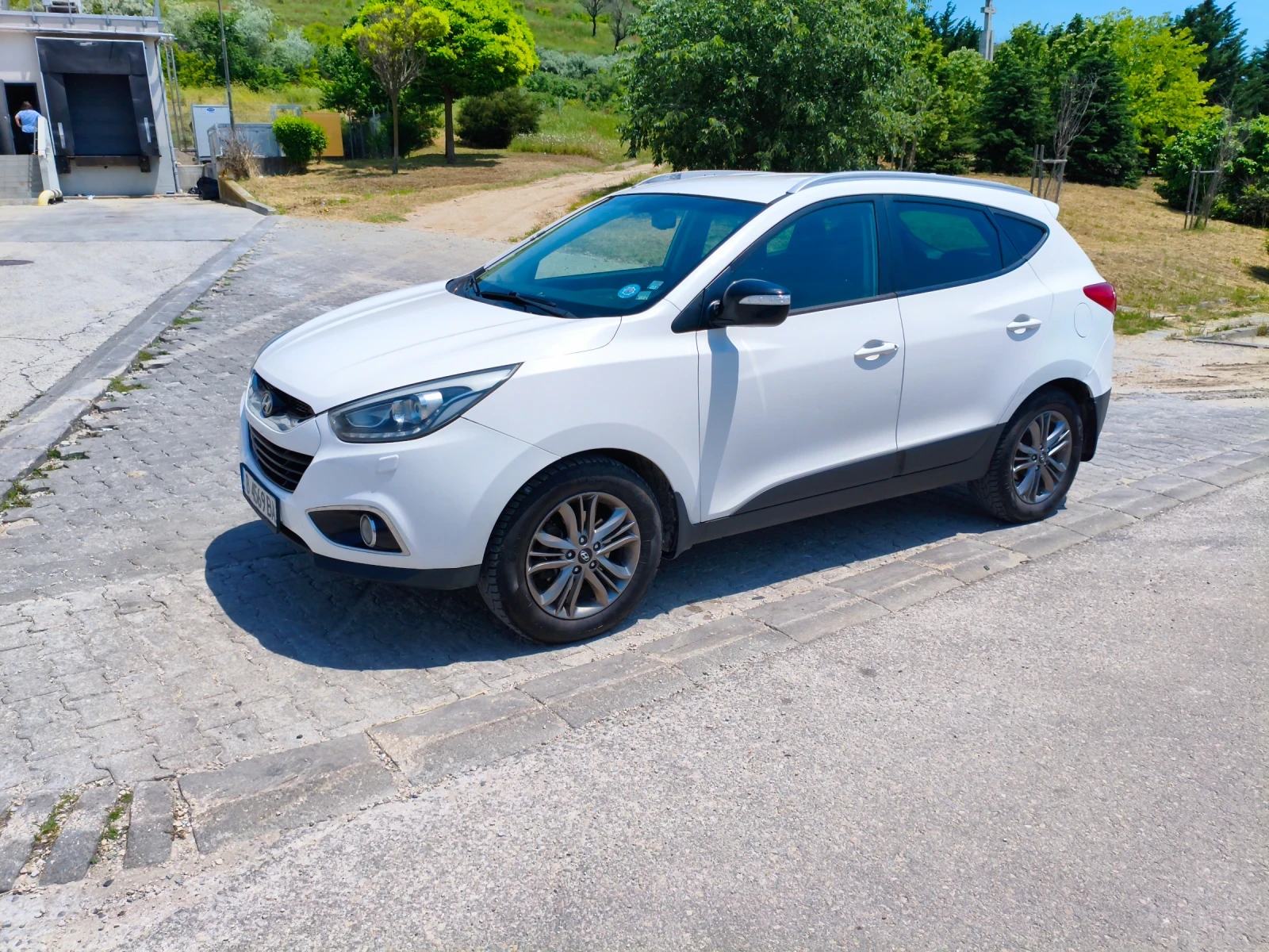 Hyundai IX35 2.0d 184 4Wd, снимка 4 - Автомобили и джипове - 54861239