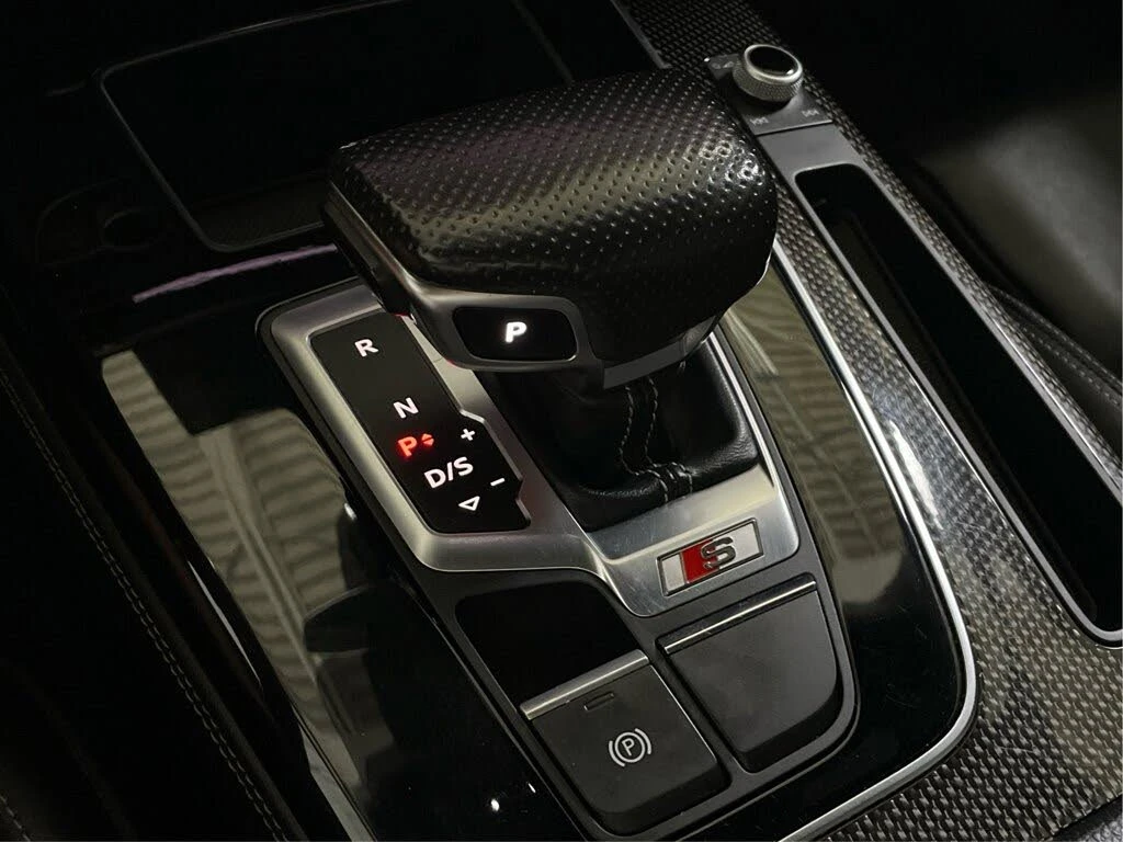 Audi SQ5 TECHNIK* BLACK OPTIC* B&O* DIS* ПАНО* КРАЙНА ЦЕНА, снимка 15 - Автомобили и джипове - 55406144