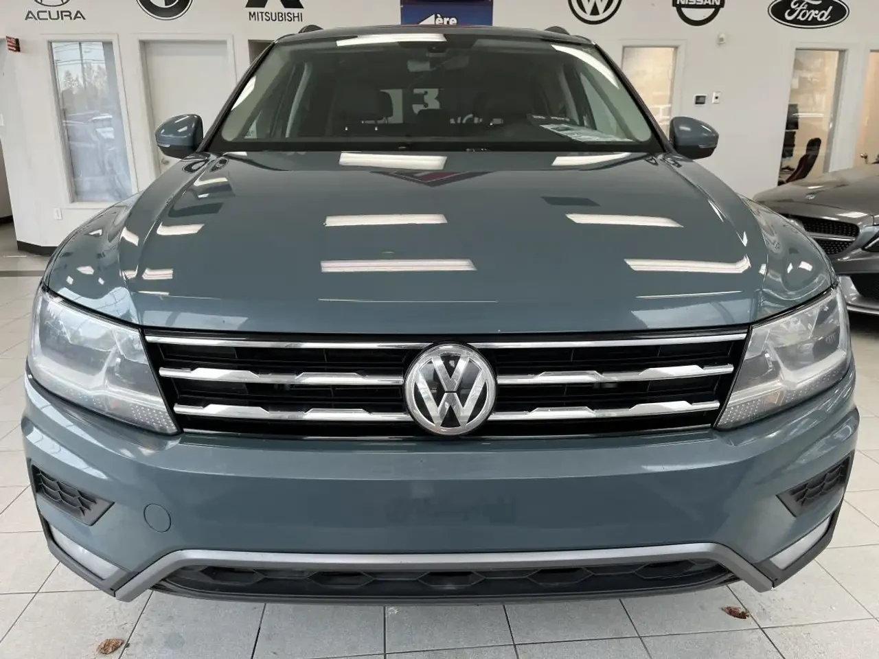 VW Tiguan COMFORTLINE / AWD + TOIT + GPS + CAMERA + CUIR + + | Mobile.bg � ����������� 9