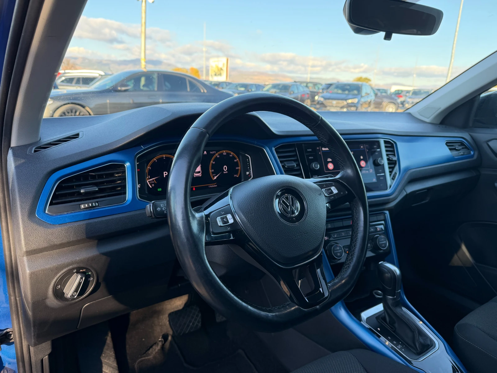 VW T-Roc 1.5TSI AVTOMAT/NAVI/DIGITAL EURO 6 | Mobile.bg � ����������� 12