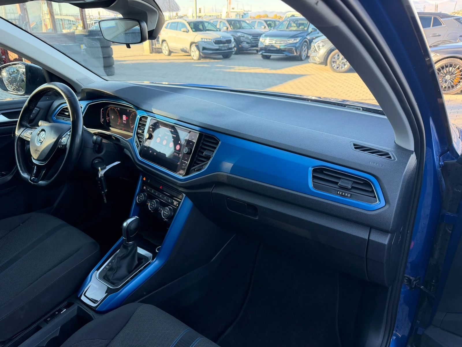 VW T-Roc 1.5TSI AVTOMAT/NAVI/DIGITAL EURO 6 | Mobile.bg � ����������� 10