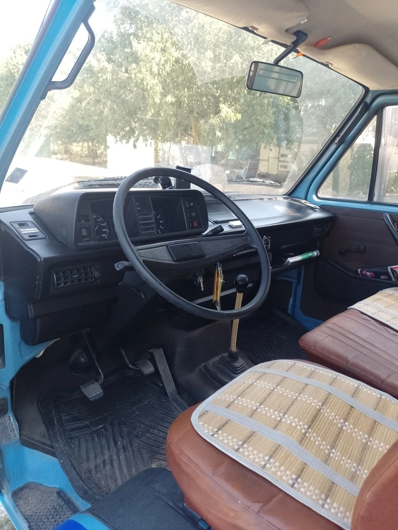 VW T3, снимка 9 - Бусове и автобуси - 46630711