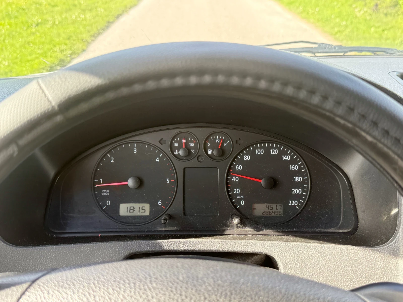 VW Transporter T5 1.9 TDI 9 местен Климатик, снимка 15 - Бусове и автобуси - 38005208