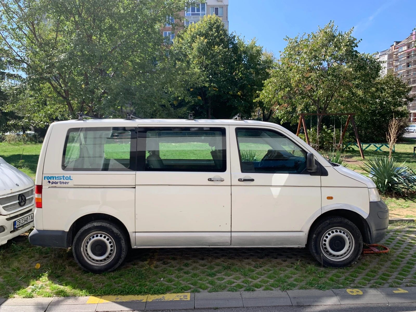 VW Transporter T5 1.9 TDI 9 местен Климатик - изображение 6