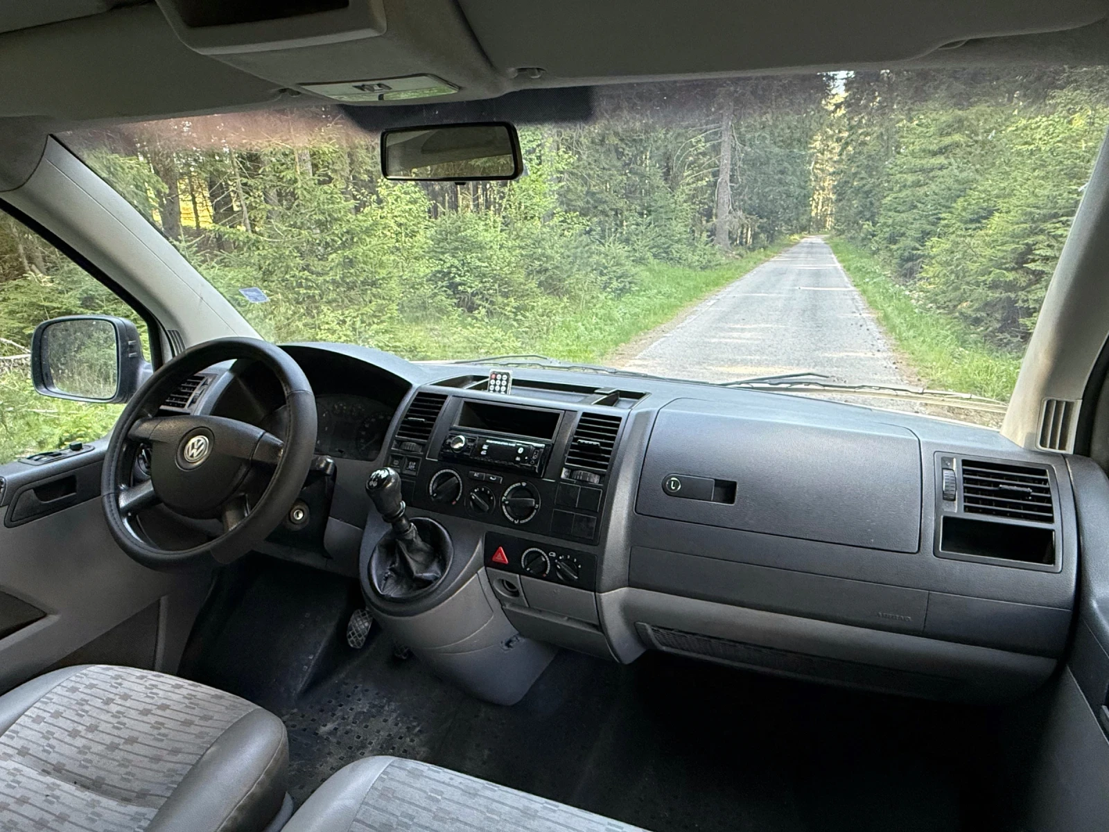 VW Transporter T5 1.9 TDI 9 местен Климатик, снимка 10 - Бусове и автобуси - 38005208