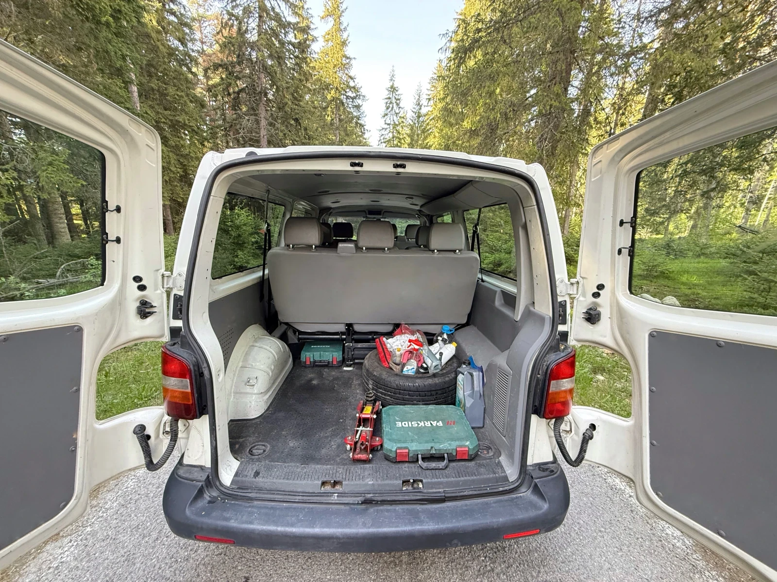 VW Transporter T5 1.9 TDI 9 местен Климатик, снимка 7 - Бусове и автобуси - 38005208