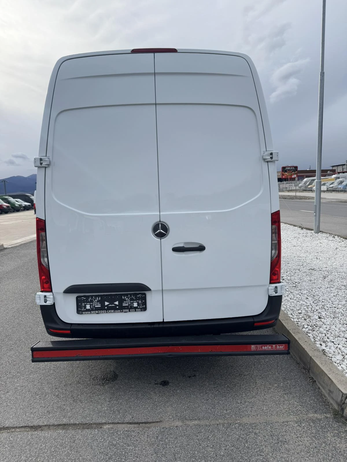 Mercedes-Benz Sprinter 314 Хладилен/Гаранция, снимка 5 - Бусове и автобуси - 53715281