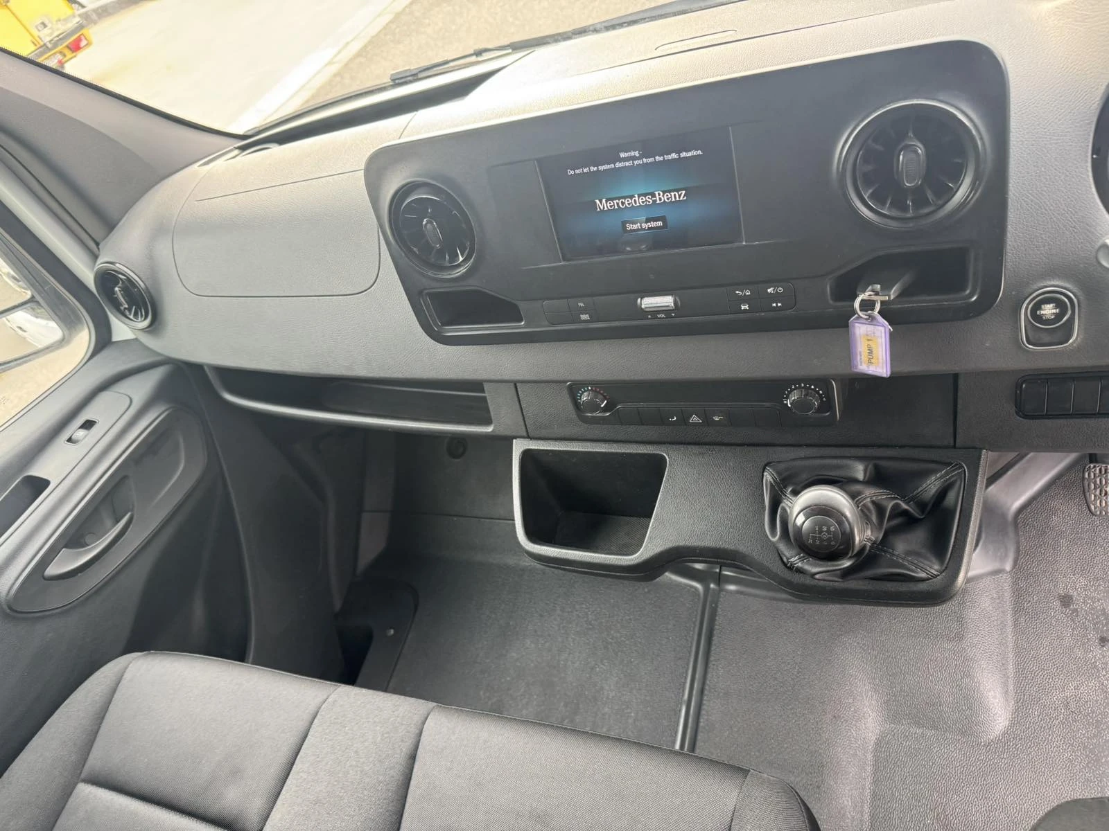 Mercedes-Benz Sprinter 314 Хладилен/Гаранция, снимка 9 - Бусове и автобуси - 53715281