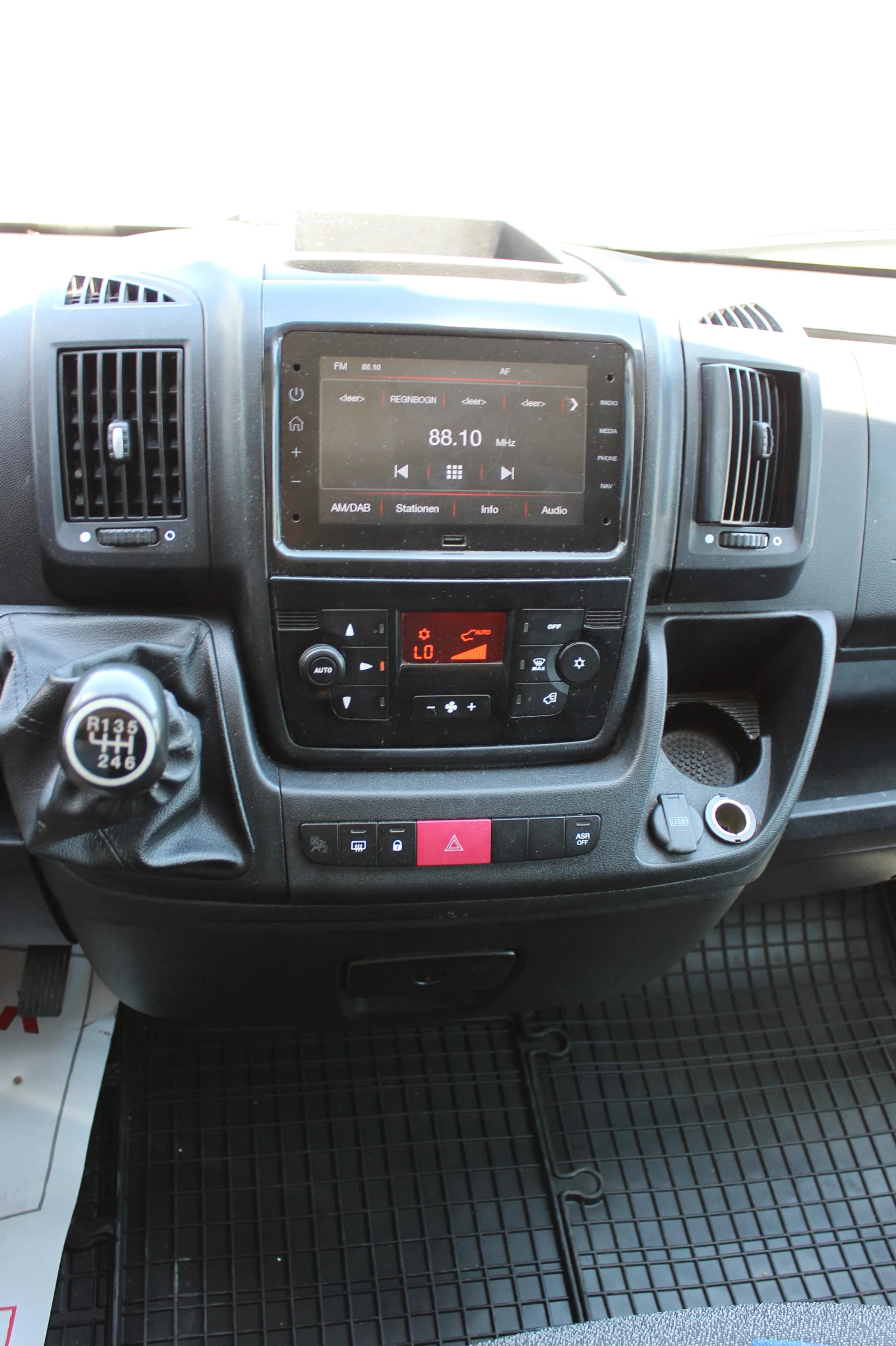 Fiat Ducato 2.3 MJET 9 МЕСТА НОВ ВНОС   , снимка 11 - Бусове и автобуси - 55087714
