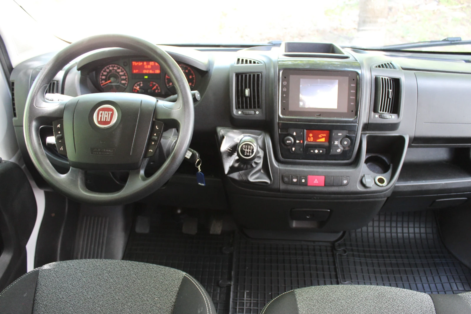 Fiat Ducato 2.3 MJET 9 МЕСТА НОВ ВНОС   , снимка 12 - Бусове и автобуси - 55087714