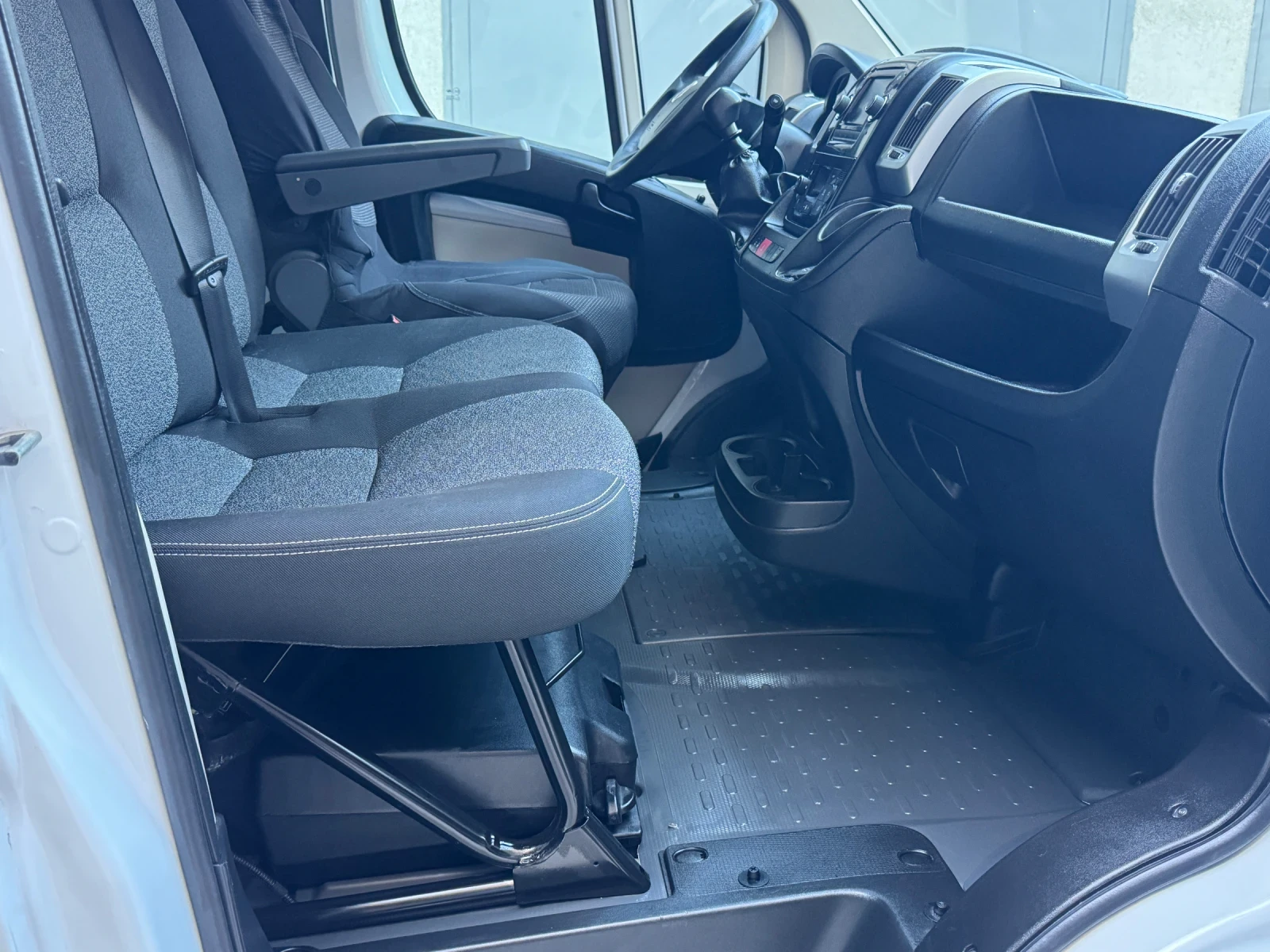 Fiat Ducato 2.3 JTD* Мultidjet * Iveko* Navi, снимка 14 - Бусове и автобуси - 55308862