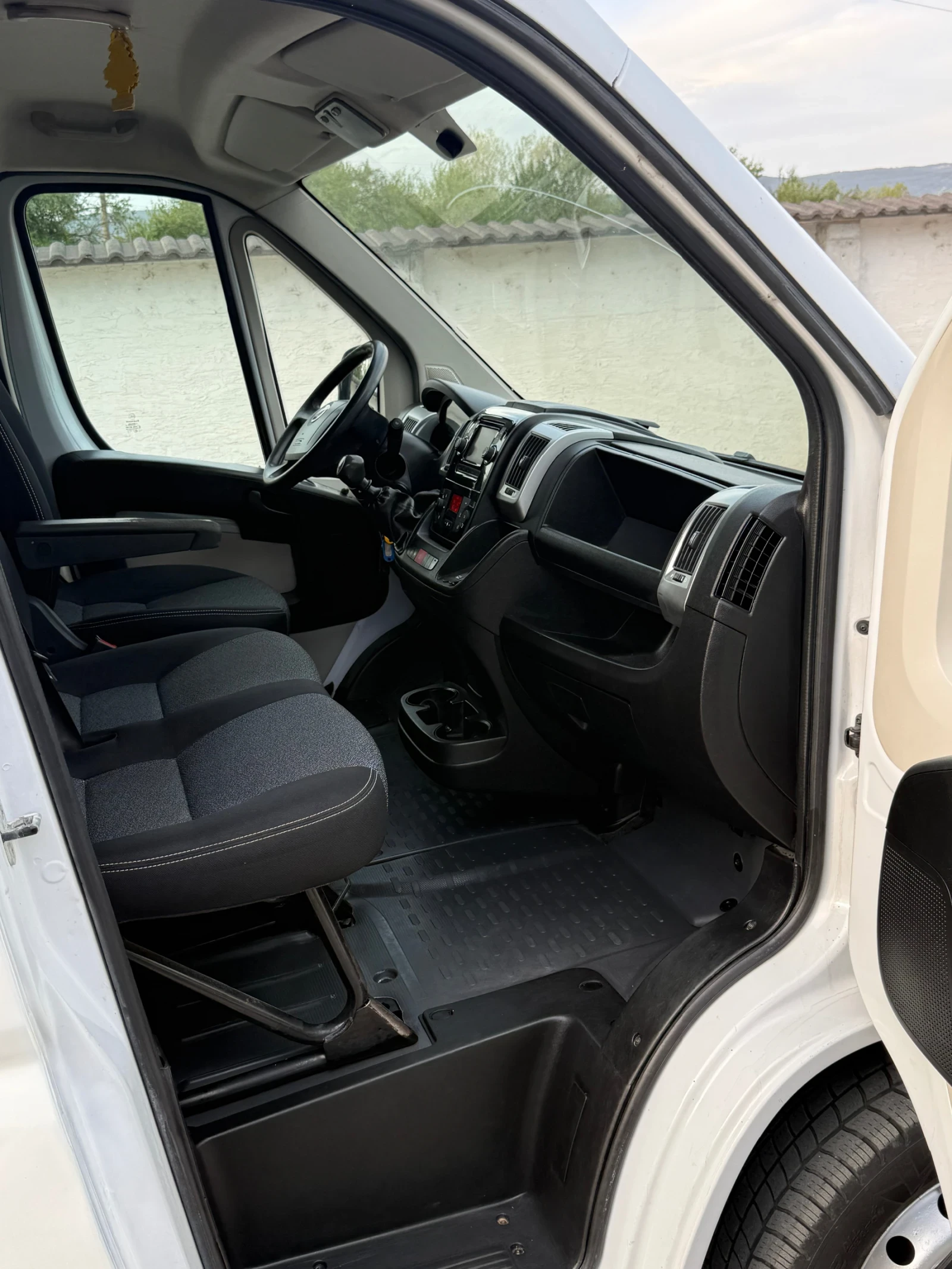 Fiat Ducato Навигация* Камера* Климатик, снимка 9 - Бусове и автобуси - 56167601