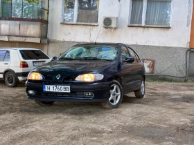 Renault Megane 1.6, снимка 1