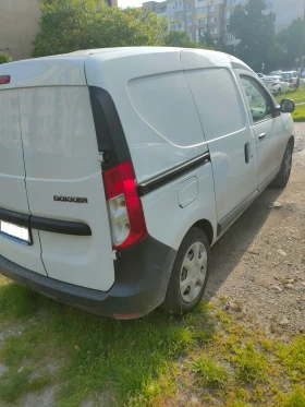 Dacia Dokker 1.6 Заводска Газова уредба, снимка 3
