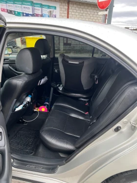 Toyota Avensis | Mobile.bg    11