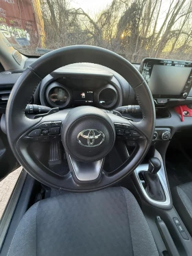 Toyota Yaris 1.5 TNGA Chic Extra Bi-Tone - 19350 € / 37845.31 лв. - 60973999 8