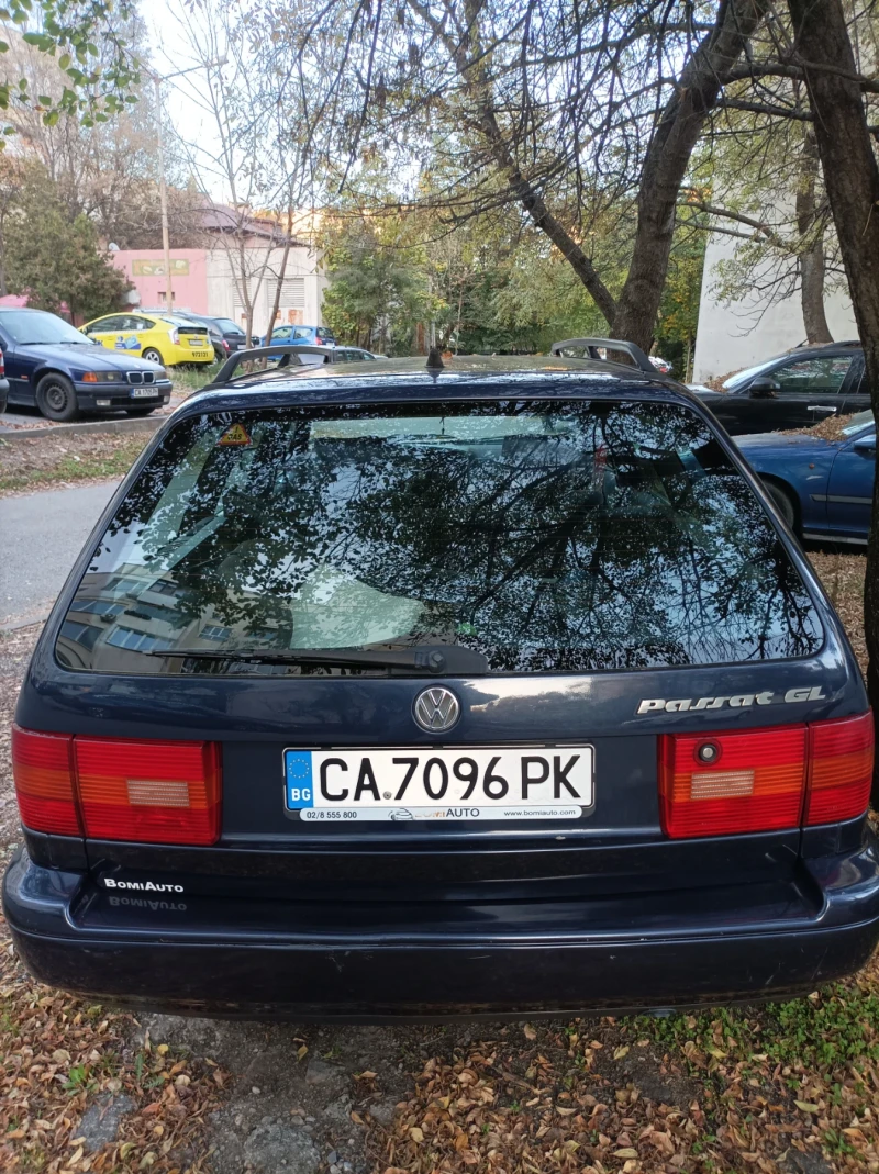 VW Passat, снимка 16 - Автомобили и джипове - 47752261