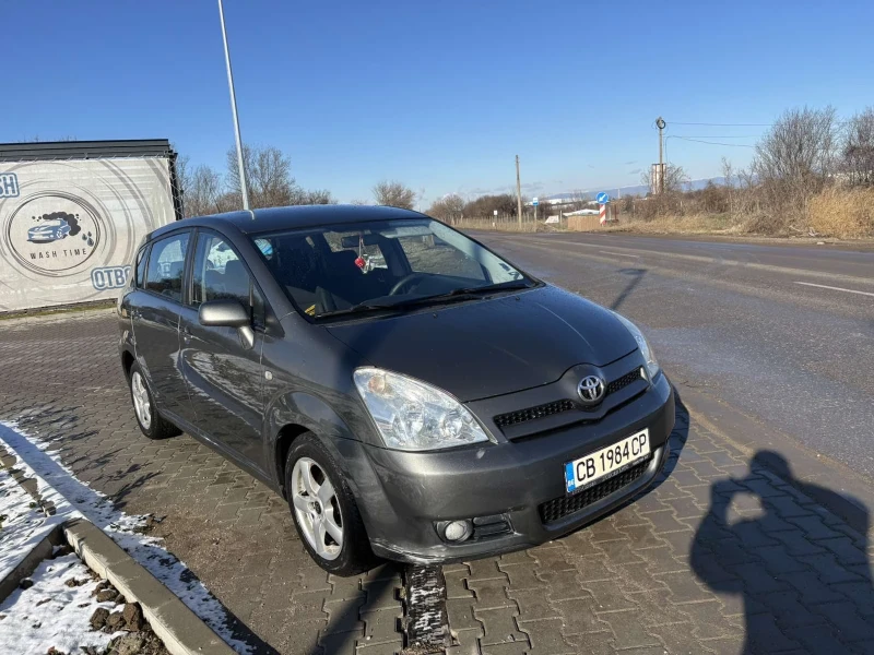 Toyota Corolla verso Verso 6+ 1, снимка 5 - Автомобили и джипове - 48624268