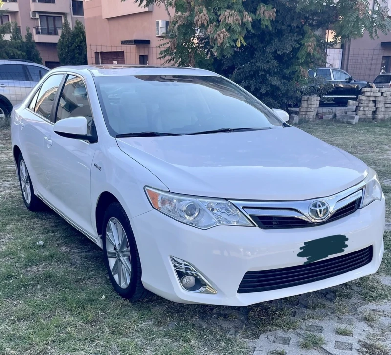 Toyota Camry, снимка 1 - Автомобили и джипове - 49350017