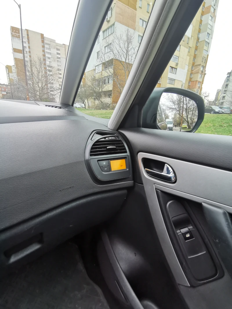 Citroen Grand C4 Picasso АВТОМАТИК, 7 МЕСТЕН, ПЕРФЕКТЕН, снимка 13 - Автомобили и джипове - 49467402