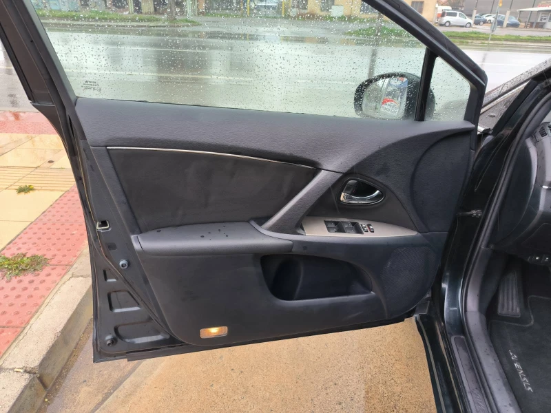 Toyota Avensis 2.0d-Navi-Kamera-6sk.-Euro-5A, снимка 12 - Автомобили и джипове - 49730692