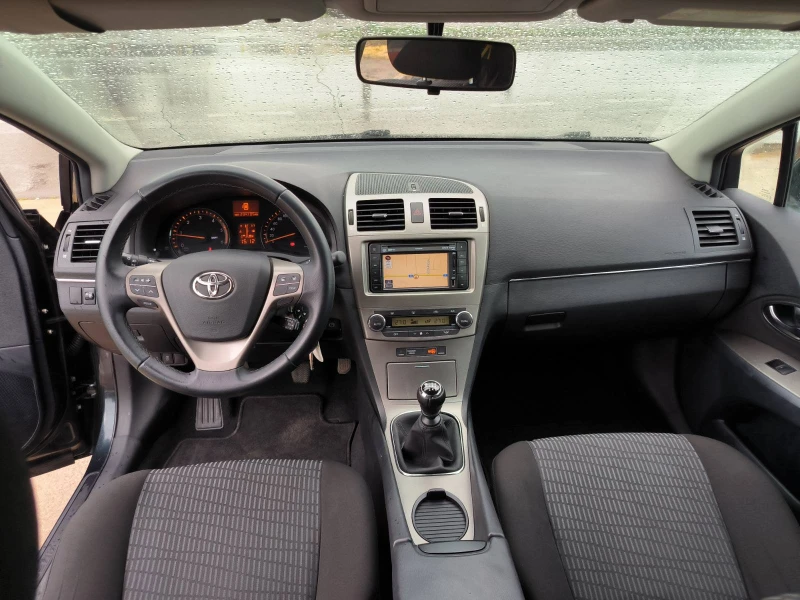 Toyota Avensis 2.0d-Navi-Kamera-6sk.-Euro-5A, снимка 14 - Автомобили и джипове - 49730692