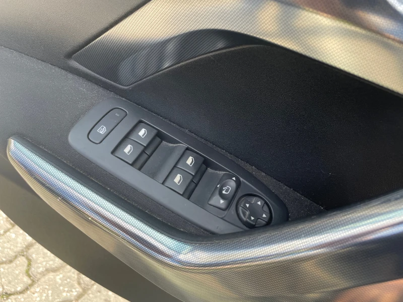 Peugeot 2008, снимка 8 - Автомобили и джипове - 52266021