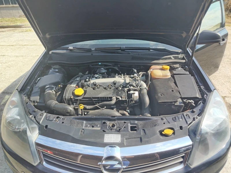Opel Astra 1.9 дизел, снимка 8 - Автомобили и джипове - 51006805