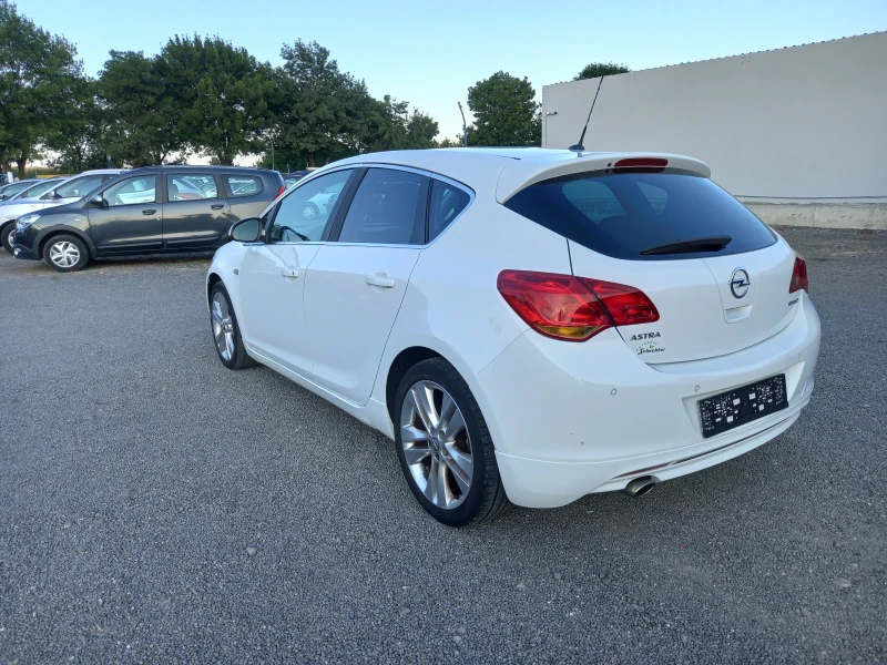 Opel Astra Sport, снимка 6 - Автомобили и джипове - 51441684