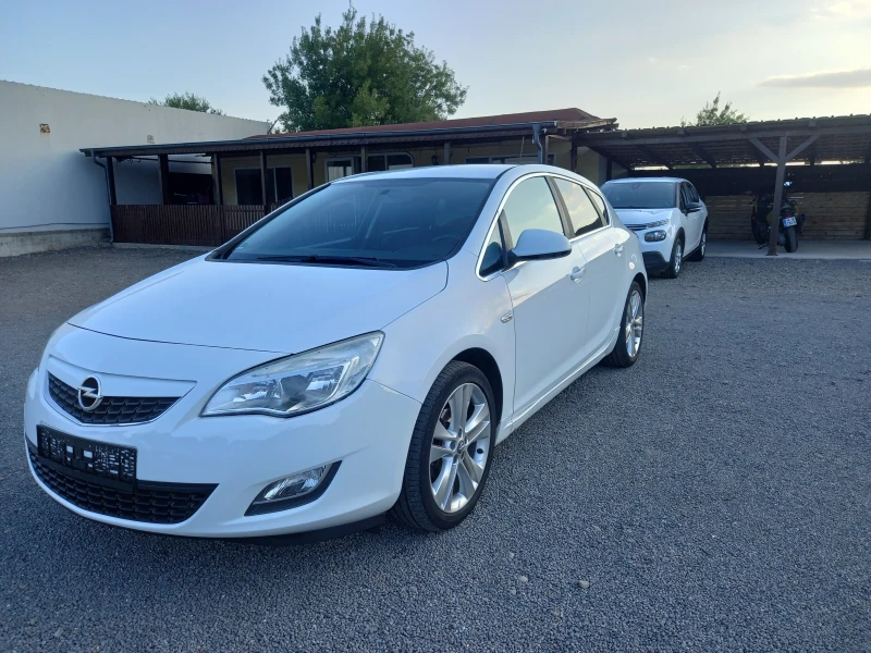 Opel Astra Sport, снимка 8 - Автомобили и джипове - 51441684