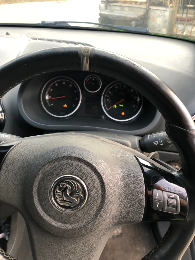Opel Corsa Opc, снимка 5 - Автомобили и джипове - 52433758