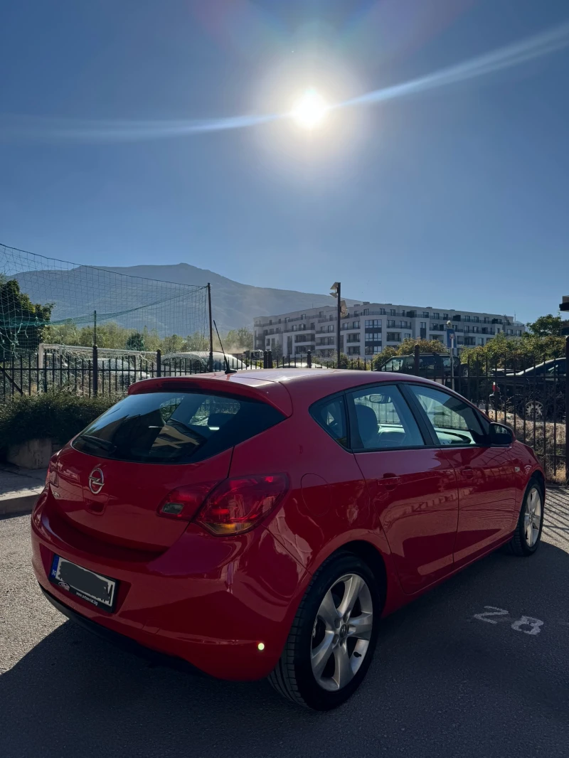 Opel Astra, снимка 4 - Автомобили и джипове - 52686697