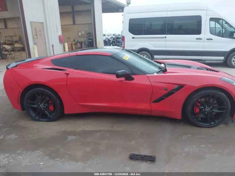 Chevrolet Corvette * STINGRAY Z51 * CARFAX * БЕЗ ПЪРВОНАЧАЛНА ВНОСКА, снимка 13 - Автомобили и джипове - 52968822