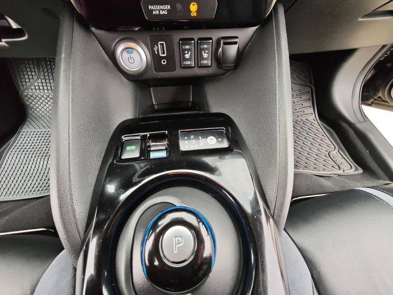 Nissan Leaf , снимка 15 - Автомобили и джипове - 53225944