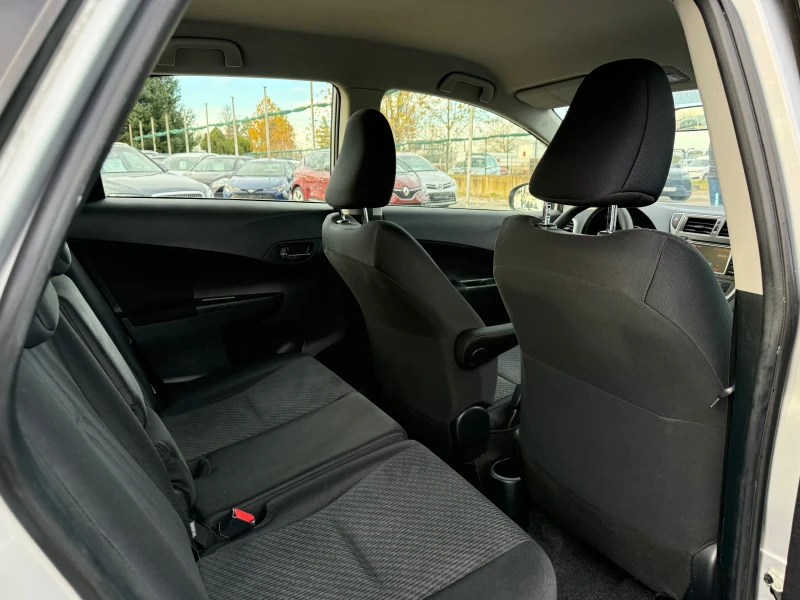Toyota Verso S 1.3vvt-i, снимка 12 - Автомобили и джипове - 53471121