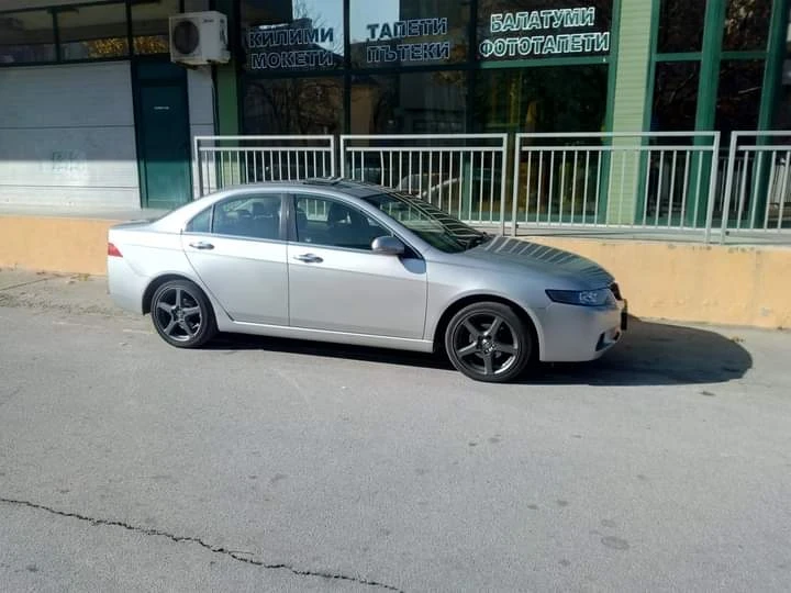 Honda Accord 2.0 , 155 кс газ, автомат, снимка 3 - Автомобили и джипове - 47012391