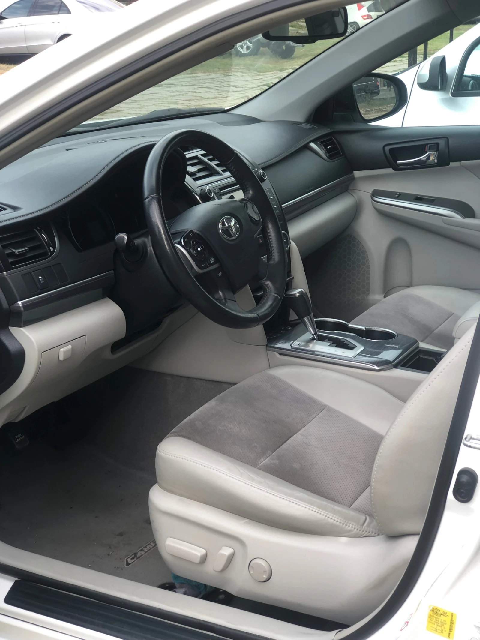 Toyota Camry XLE. Уникат! 22500 лв. Спешно! - изображение 8