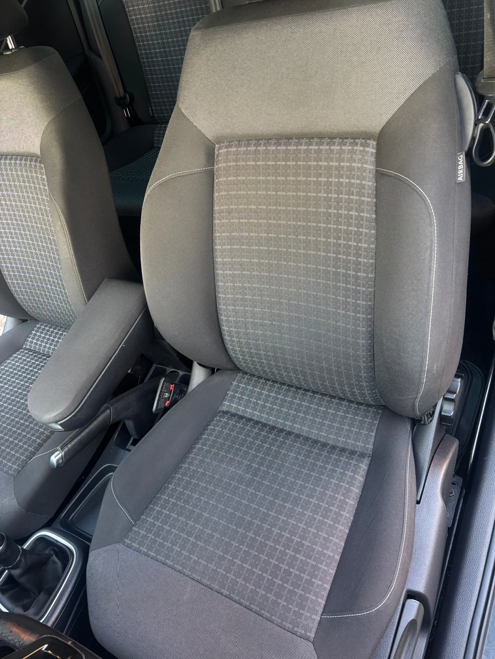 VW Polo 1.0 FACE LIFT EURO 6B  - изображение 6