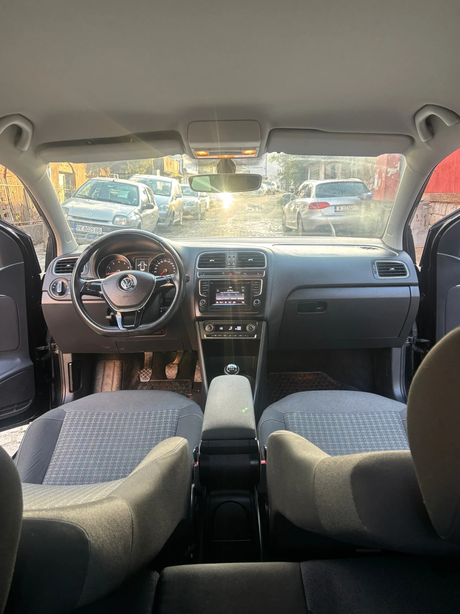 VW Polo 1.0 FACE LIFT EURO 6B  - изображение 8