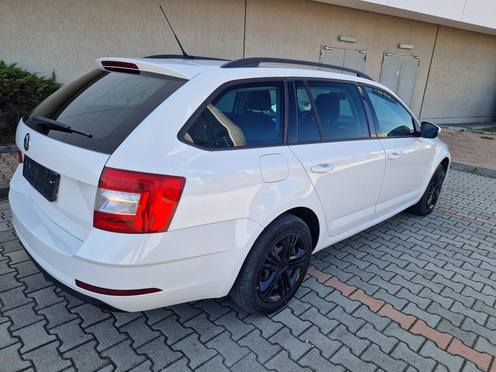 Skoda Octavia * Led* FACE - изображение 4