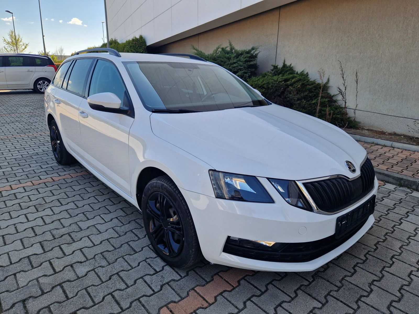 Skoda Octavia * Led* FACE - изображение 2