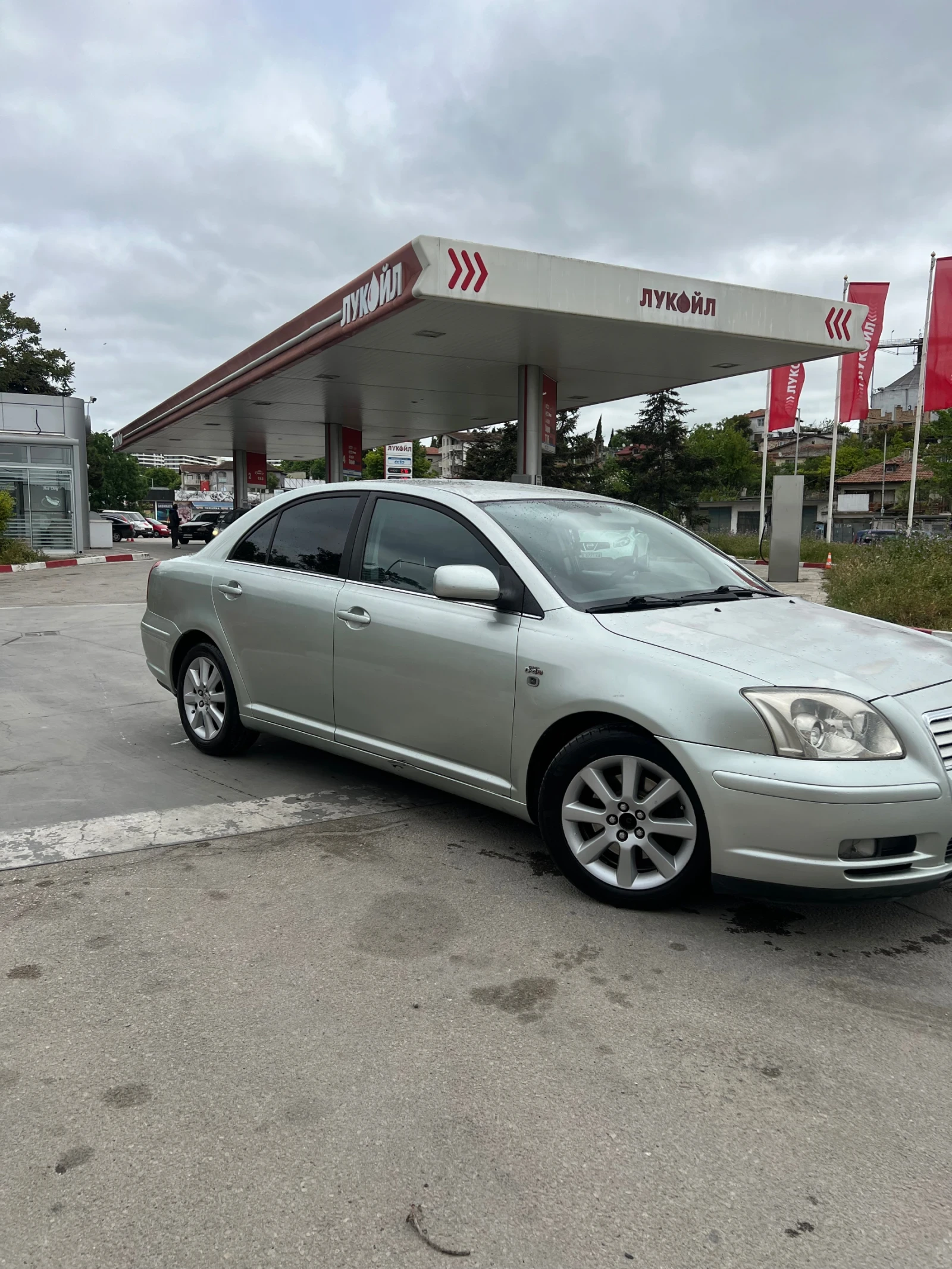 Toyota Avensis  - изображение 7