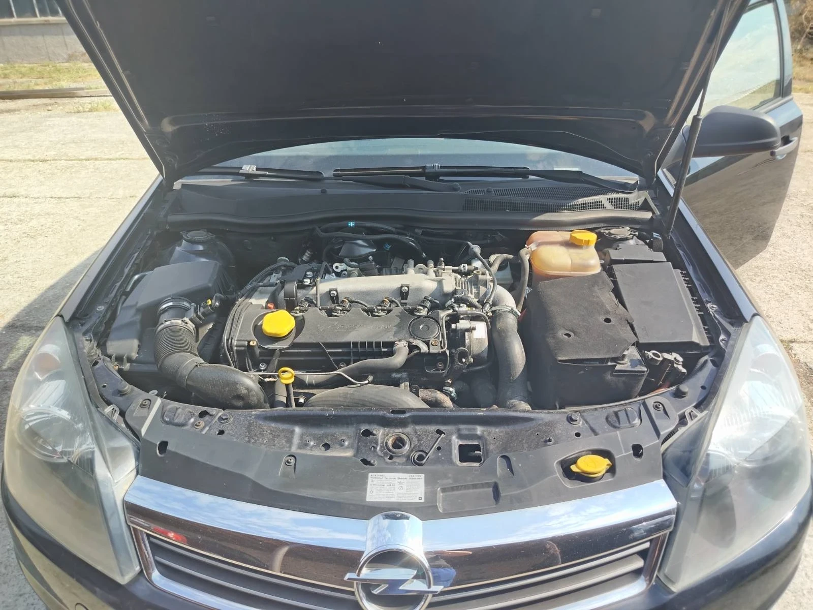 Opel Astra 1.9 дизел - изображение 8