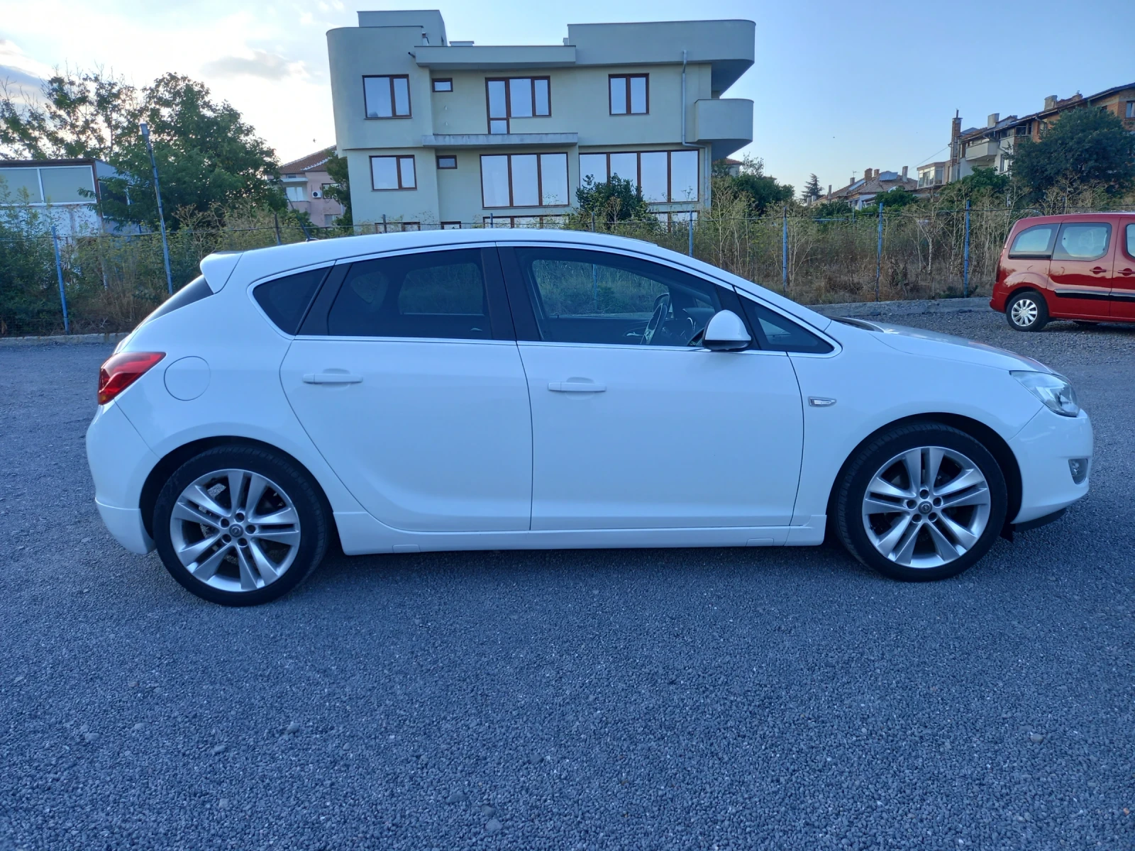 Opel Astra Sport - изображение 3