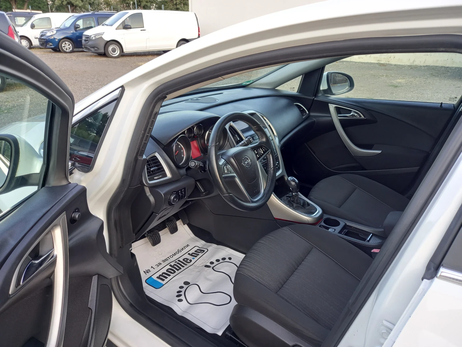 Opel Astra Sport | Mobile.bg   13