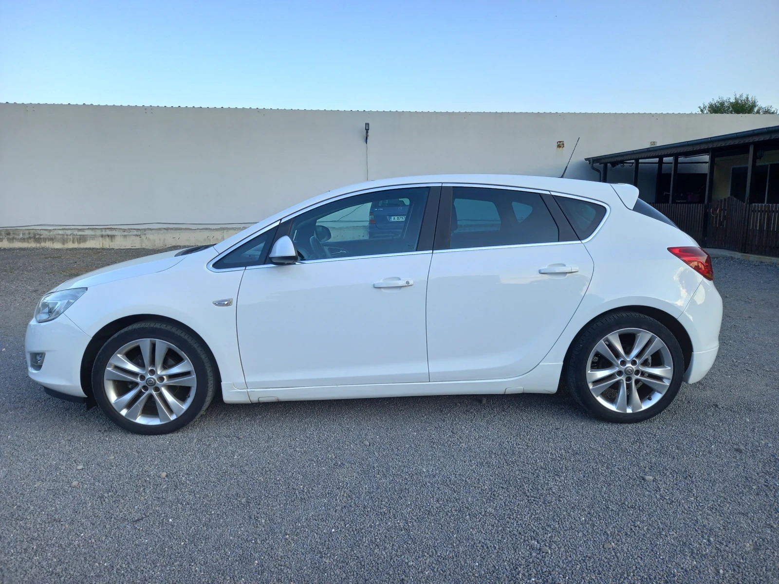 Opel Astra Sport - изображение 7