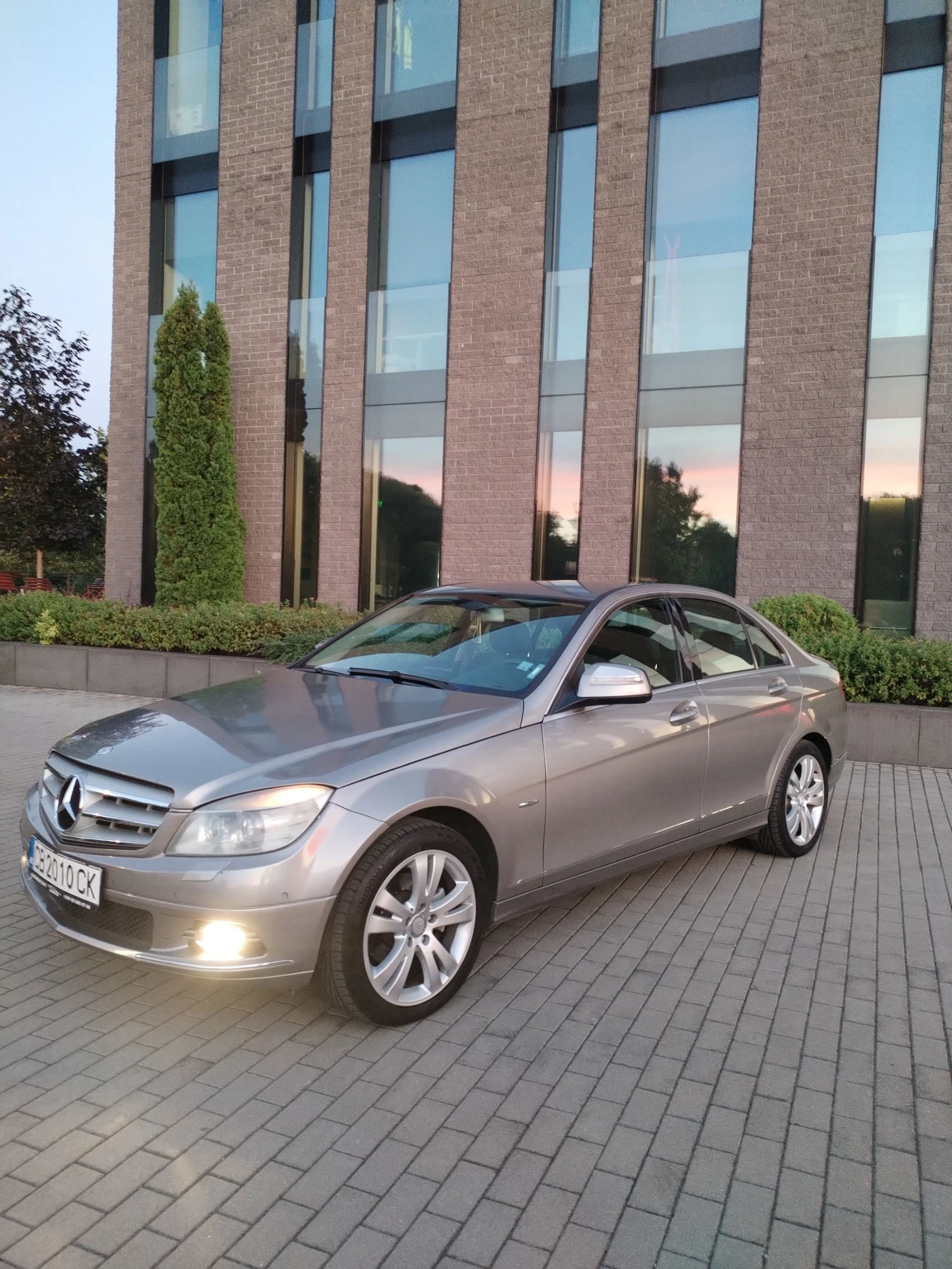 Mercedes-Benz C 220  CDI 464 6 скорости Перфектна!!!!  - изображение 2